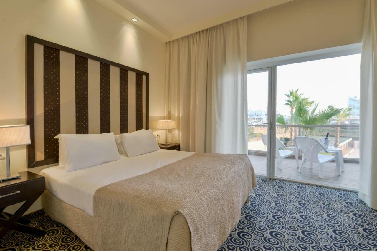 Hod Hasharon Luxury Apartment Herzliya Exterior photo