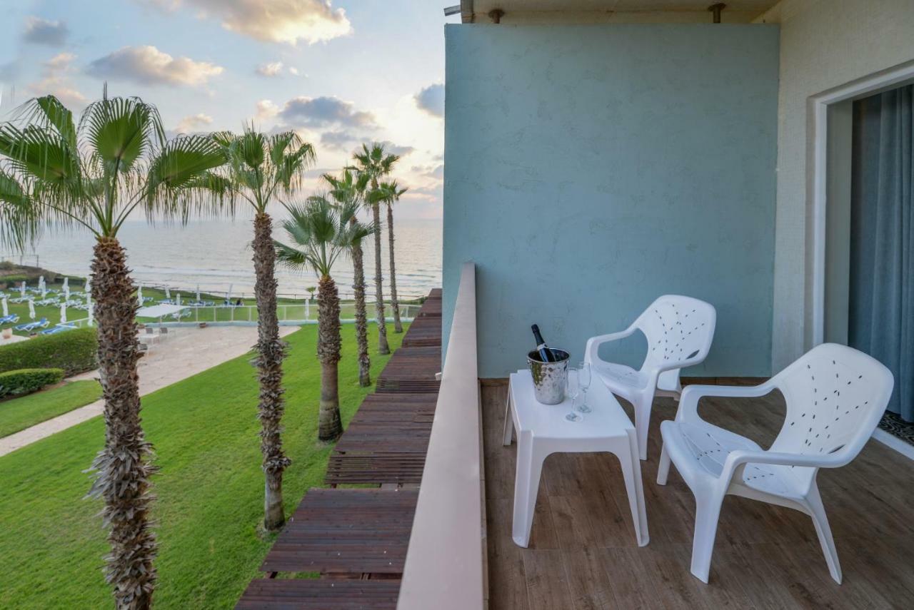 Hod Hasharon Luxury Apartment Herzliya Exterior photo