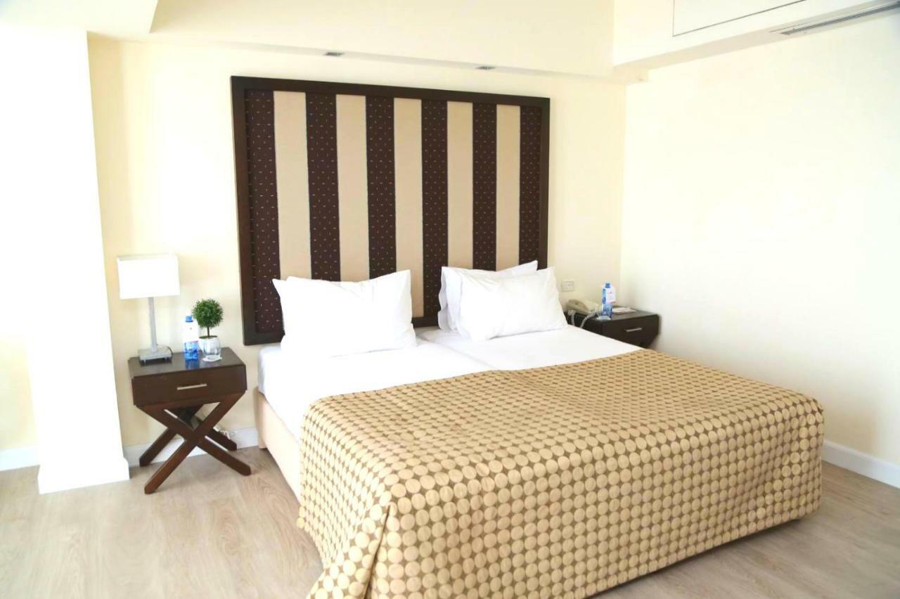 Hod Hasharon Luxury Apartment Herzliya Exterior photo